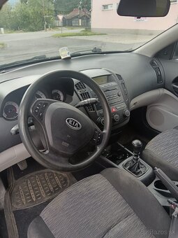 Na predaj/vymena kia ceed - 3