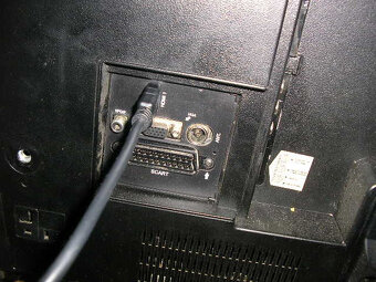 Predam LED televizor - 3