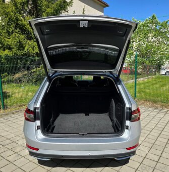 Škoda Superb Combi LK 4x4 2.0TDi 147kW NAVI Canton 360°kamer - 3
