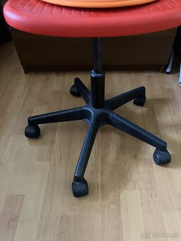 detská stolicka k písaciemu stolu - 3