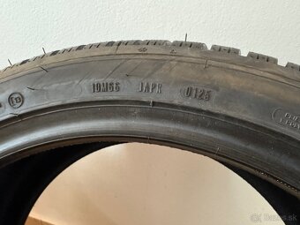 Predám zimnú pneu Dunlop Winter Sport 245/40 R19 - 3