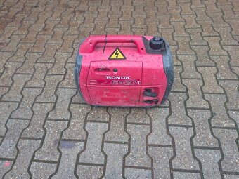 Invertorova elektrocentrála honda - 3