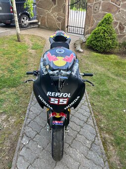 Predám okruhovku 2014 Honda CBR1000RR SP - 3