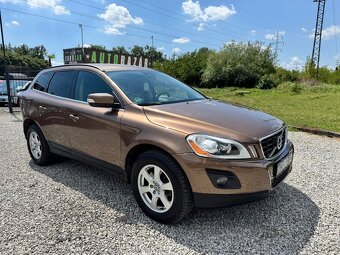 XC60 2.4D AWD Momentum Geartronic - 3