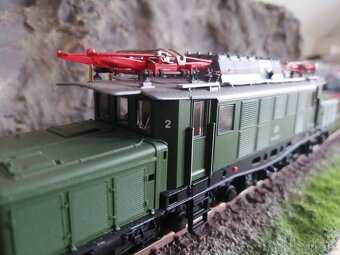 Roco krokodýl HO. - 3