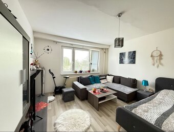 KVP - BAUEROVA 2 IZBOVÝ BYT 51 M2, MUROVANÉ JADRO, PLASTOVÉ  - 3