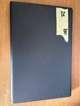 22 Dell Inspiron 15 - 3