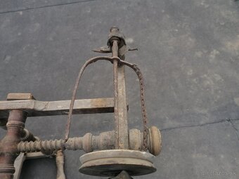 Predám starožitný kolovrátok - 3