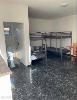 Prenájom 4 apartmány - 3