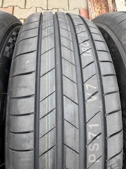215/65r17 kumho 99v letne - 3