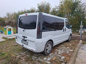 Opel vivaro 2.5cdti automat 8miest - 3