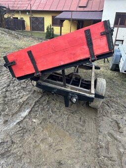 Predám vyklápaciu vlečku - 3
