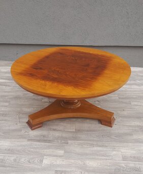 Stolík v štýle Biedermeier. - 3