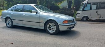 Bmw e39 523i 123000km,bez korozie - 3