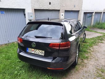 VW Passat Variant (2018) – Šedá tmavá metalíza - 3