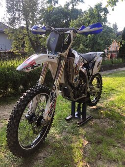 Yamaha YZF 450 - 3