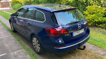 Opel Astra J SportTourer 1.6CDTi Cosmo s ťažným zar. - 3