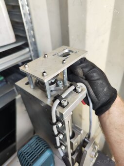 CNC frezka - 3