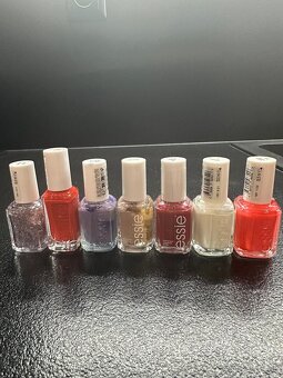 Essie lak na nechty - 3