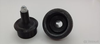 Predám zdvíhacie body na vw auta 8P0802847
- 3