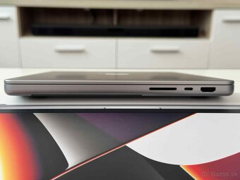 MacBook Pro 14" 2021 / M1 Pro, 512gb SSD , 16gb RAM / Záruk - 3
