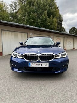BMW 320d xdrive 140 KW , 4x4 top stav, Laser light, Head up - 3