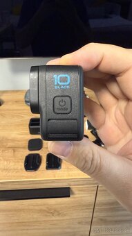 GoPro Hero 10 BLACK + prislusenstvo - 3