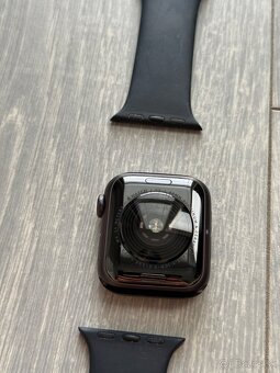 Apple Watch SE 1. generácia - 3