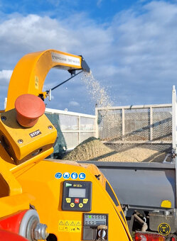 Prenájom štiepkovača - 3