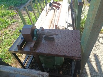 Cirkulár a štiepačka dreva - 3