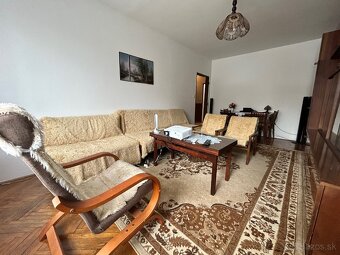 Ponúkam Vám na predaj 2 izbový byt v centre mesta Levice. - 3