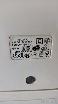 Kufrikovy šijací stroj Singer - 3