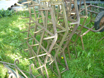 Brány za traktor 5 ks a ťažné rameno 2ks - 3