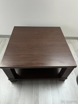 Konferencny stooik - 3