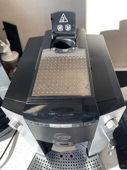 Jura Impressa F50 - 3