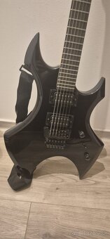 Predám elektrickú gitaru Harlem X a 15w AMP - 3