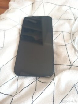 Iphone 12 - 3