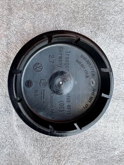 krytky kolies VW R Logo original diel 5H0601171 cierne - 3