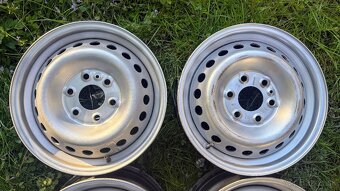 16" oceľové disky Iveco Daily (6 dierové) - 5801622004 - 3