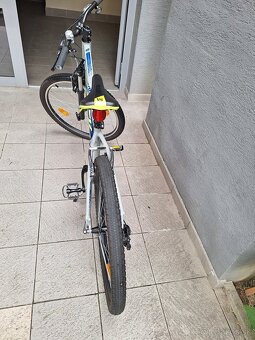 Predám horský bicykel 26kola Rock Machine sedy ako nový - 3