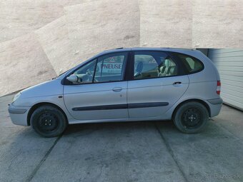 Predám náhradné diely na Renault scenic 1 lift 1,9dci - 3