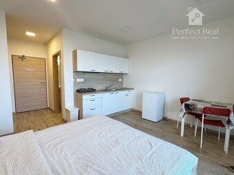 ✨ Prenájom - Apartmán/Garsónka - Dúbravka ✨ - 3