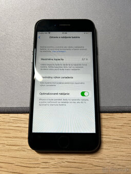 Apple iPhone 8 top stav - 3