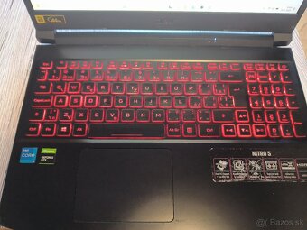 Acer Nitro 5 (AN515-56) - 3
