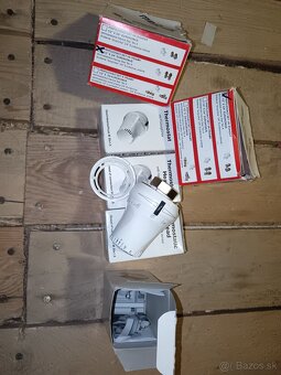 Predam termostaticke hlavice spolu co na foto - 3