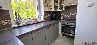 SLOVREAL - Predaj rodinného domu - Handlová (okres Prievidza - 3