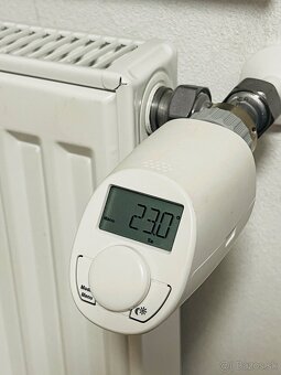 Digitálna elektrická Termostatická hlavica - 3