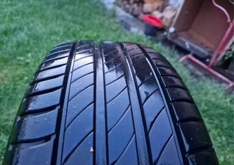 BMW 5x120 205/55R16 Michelin - 3