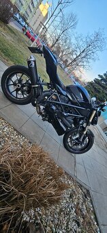 Ducati 848 streetfighter - 3