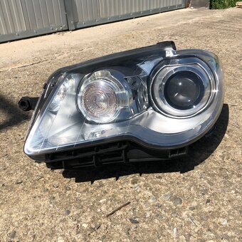 xenon bi-xenon vw touran levy svetlo leve jednotka - 3